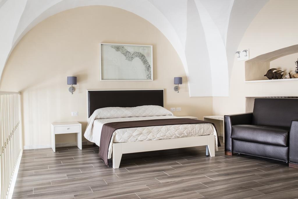Faro Bianco Gallipoli - Suites & Apartments Exterior photo