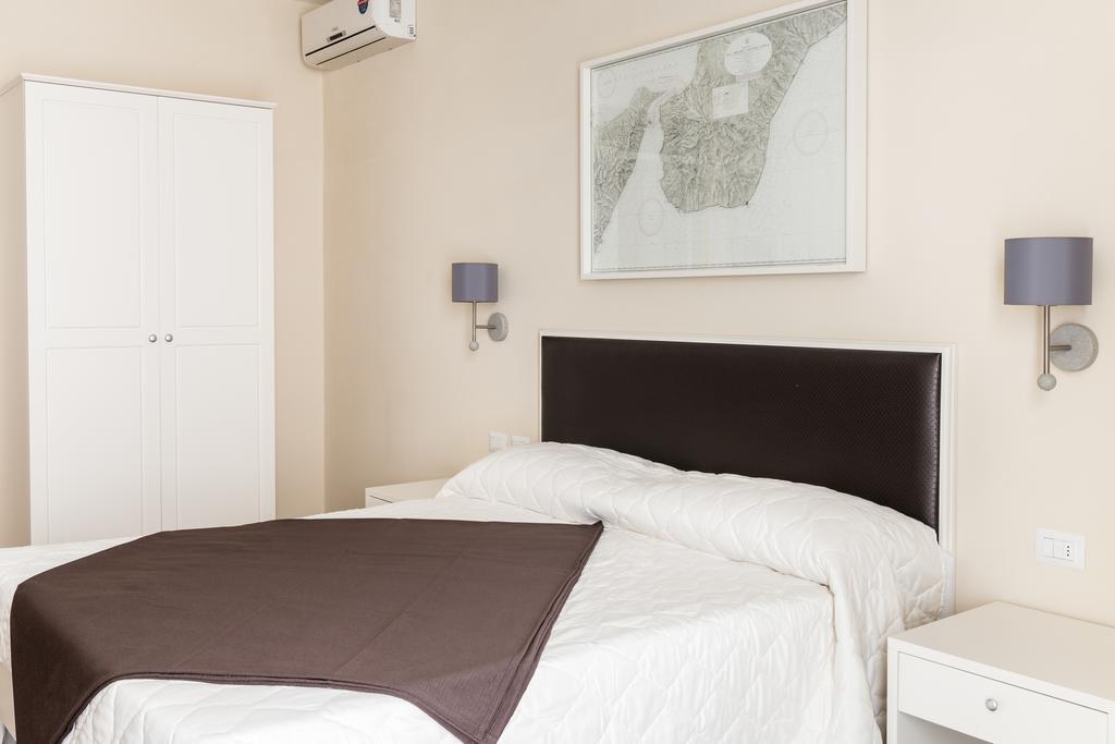 Faro Bianco Gallipoli - Suites & Apartments Exterior photo