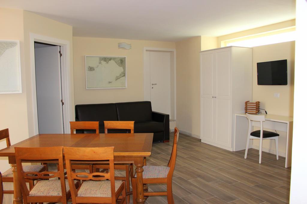 Faro Bianco Gallipoli - Suites & Apartments Exterior photo